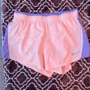 Nike dri-fit women’s athletic shorts/size medium
